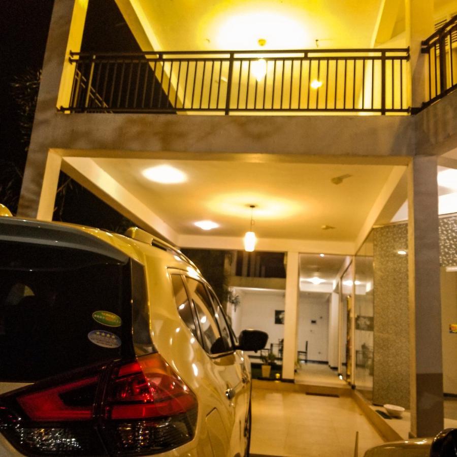 Akoya Pearl Hotel Ratnapura Exterior foto