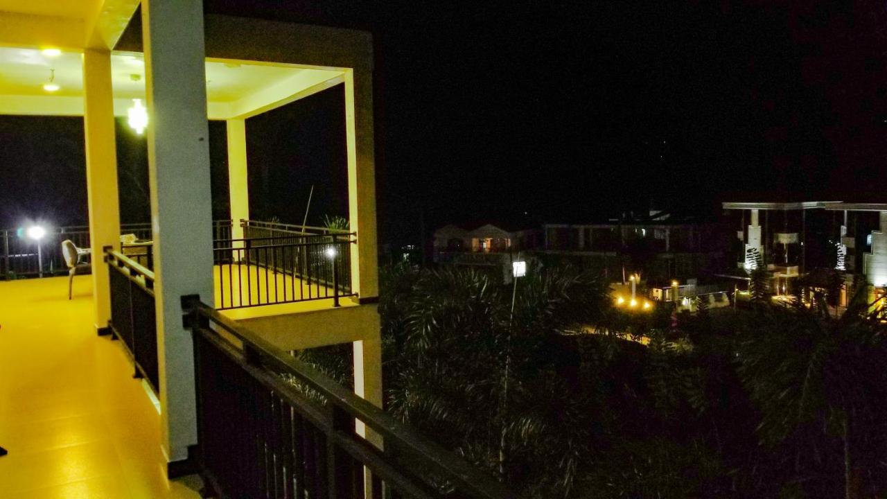 Akoya Pearl Hotel Ratnapura Exterior foto