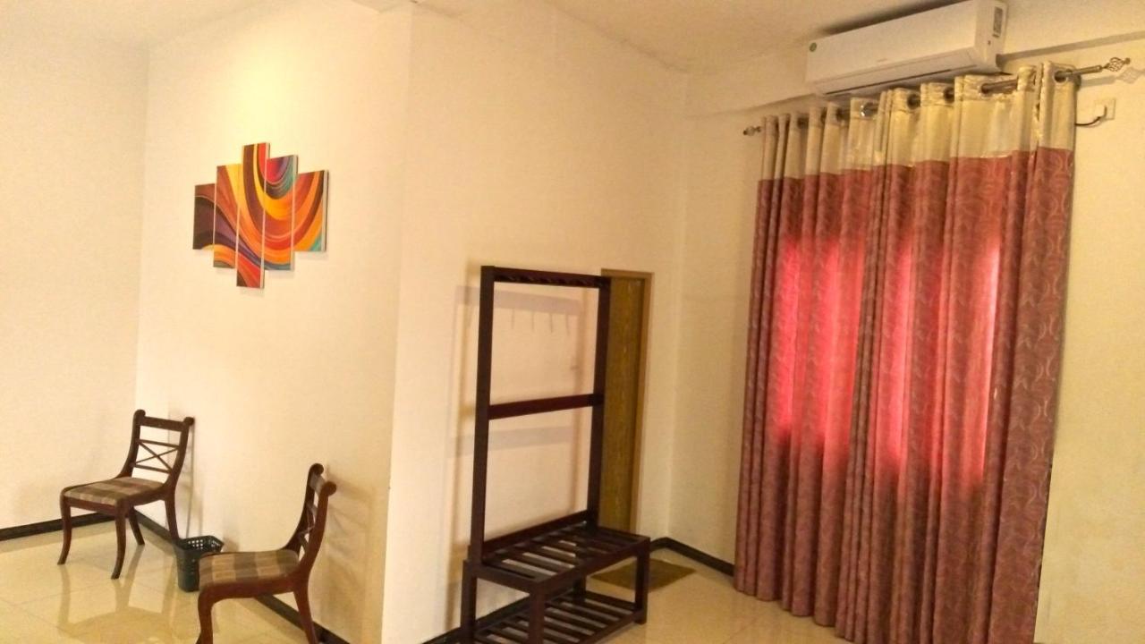 Akoya Pearl Hotel Ratnapura Exterior foto